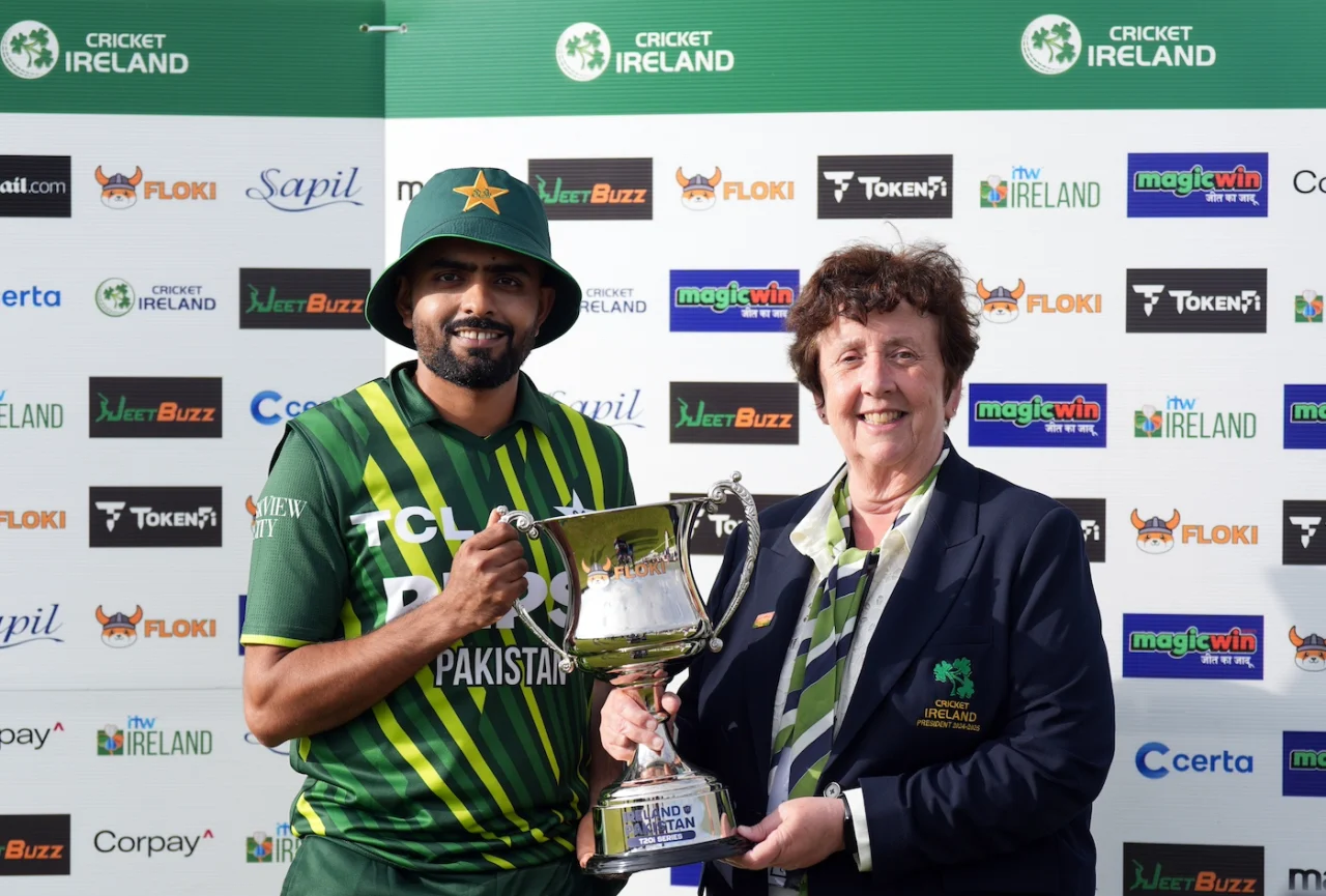 Pakistan beat Ireland to edge T20 series 2-1