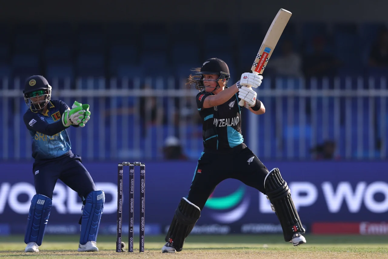 New Zealand stay in Women's T20 last-four race with win over Sri Lanka