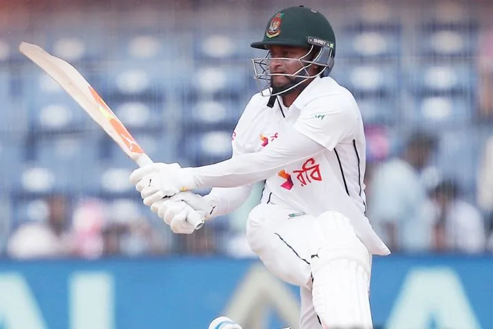 Shakib in Bangladesh squad for his last Test match 