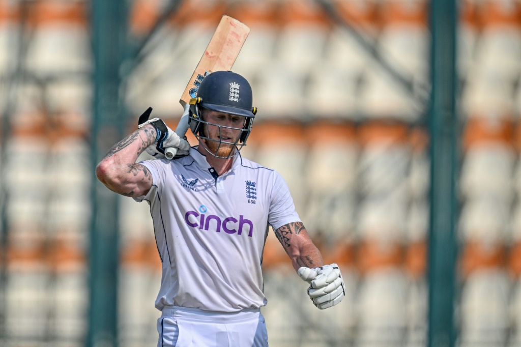 Stokes sorry for frustration over dropped catches in England loss