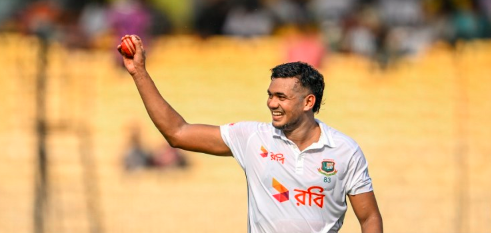 Taskin strikes twice before lunch, WI 50-2