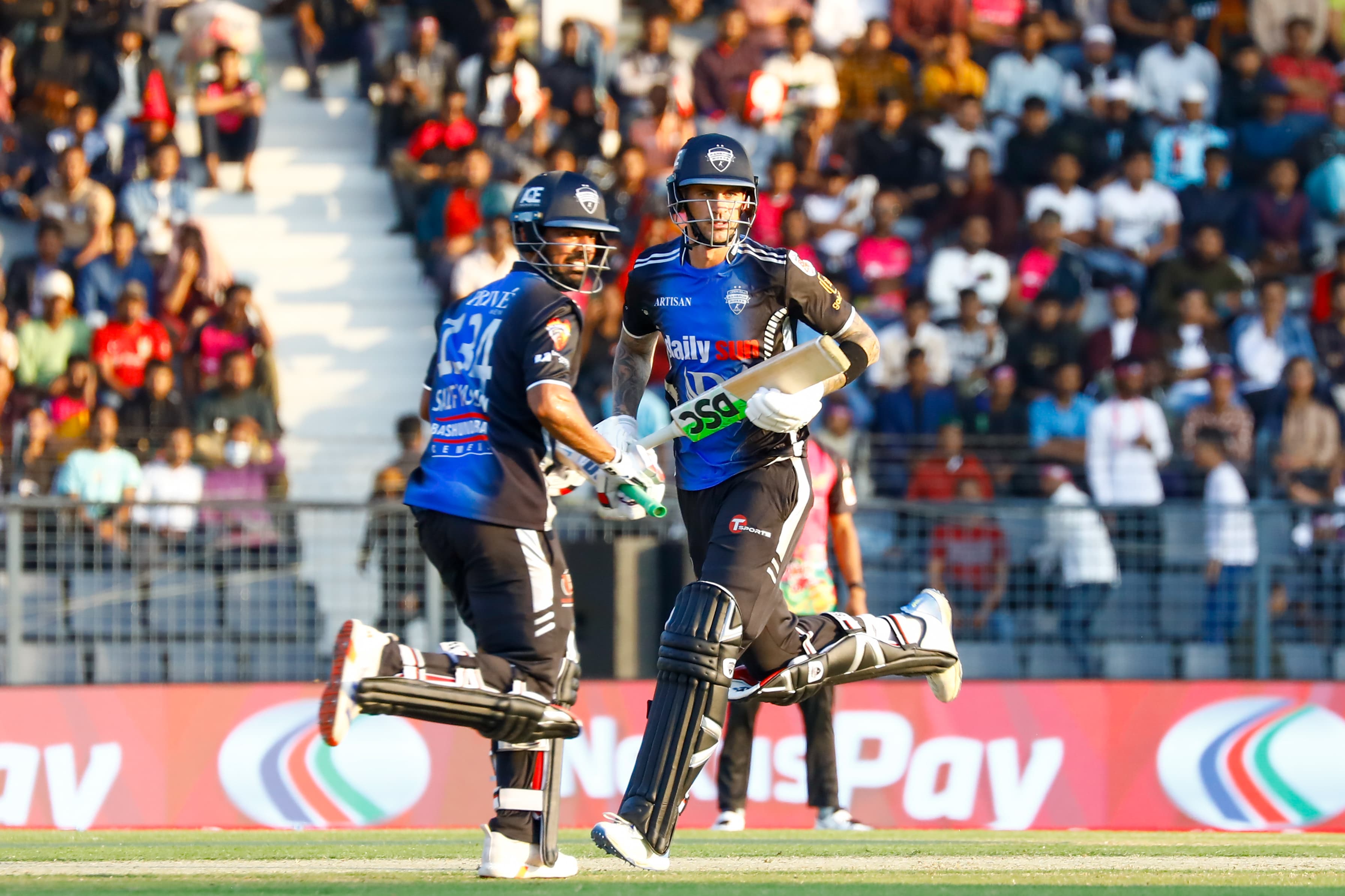 Alex Hales and Saif Hasan made 186 runs partnership, Cricfrenzy