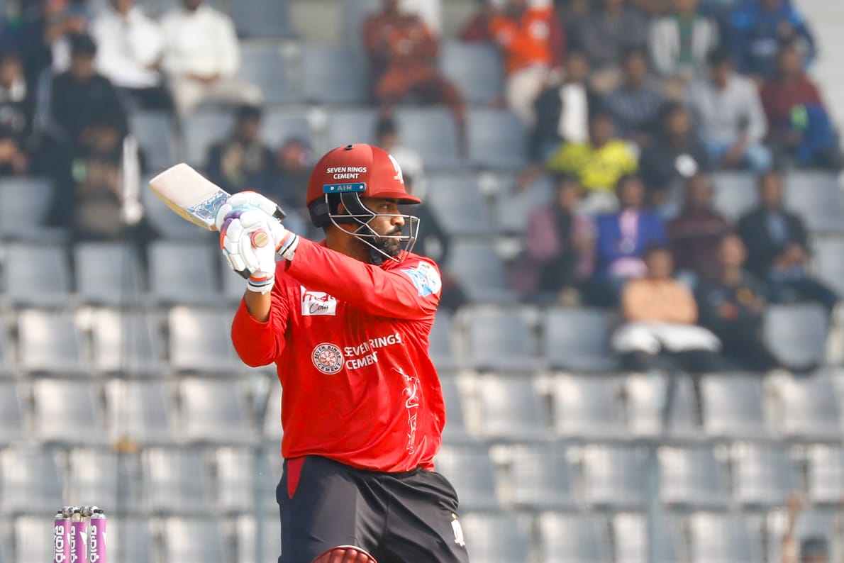 Tamim Iqbal in action, Cricfrenzy