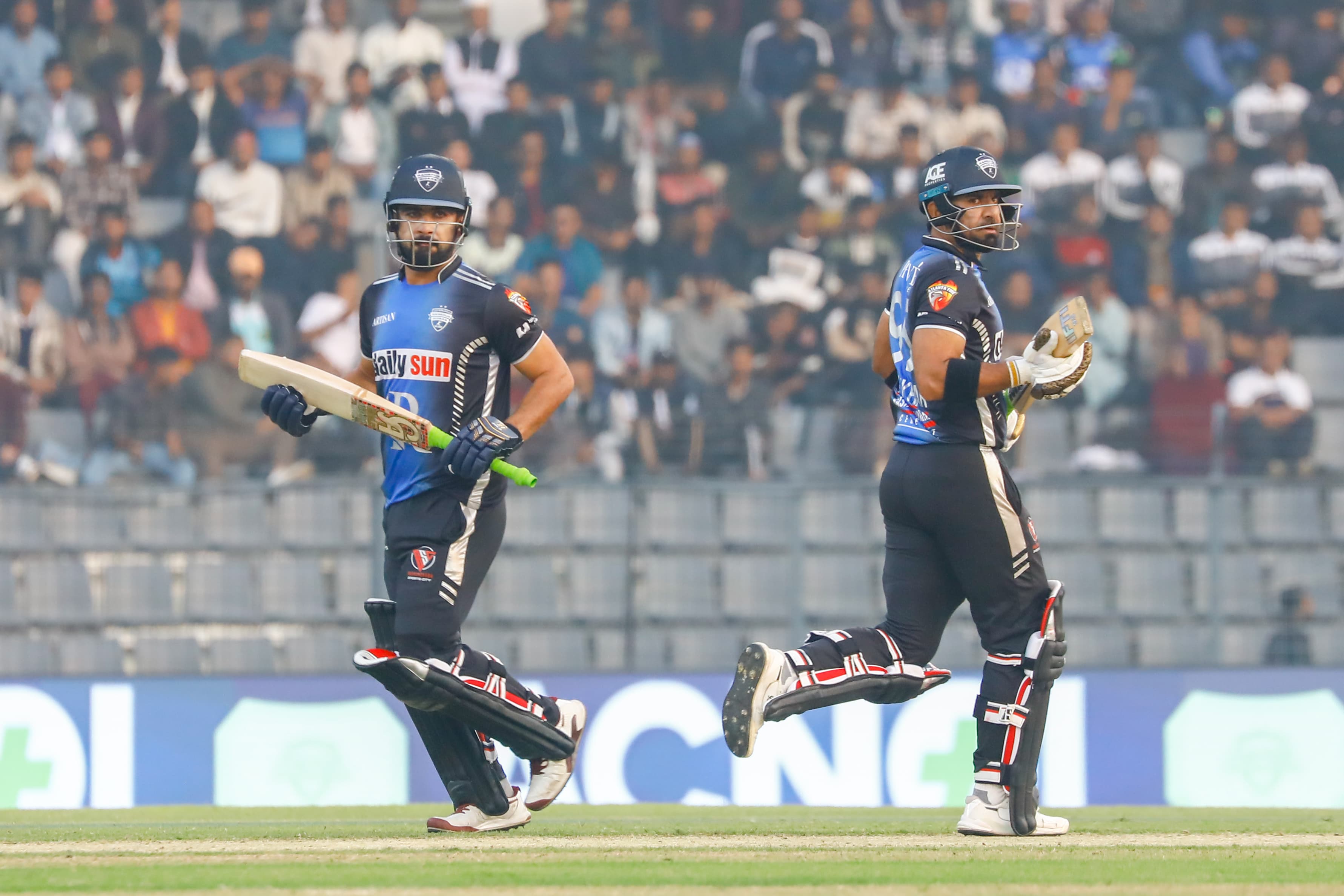 Iftikhar Ahmed and Khushdil Shah running between the wickets, Cricfrenzy