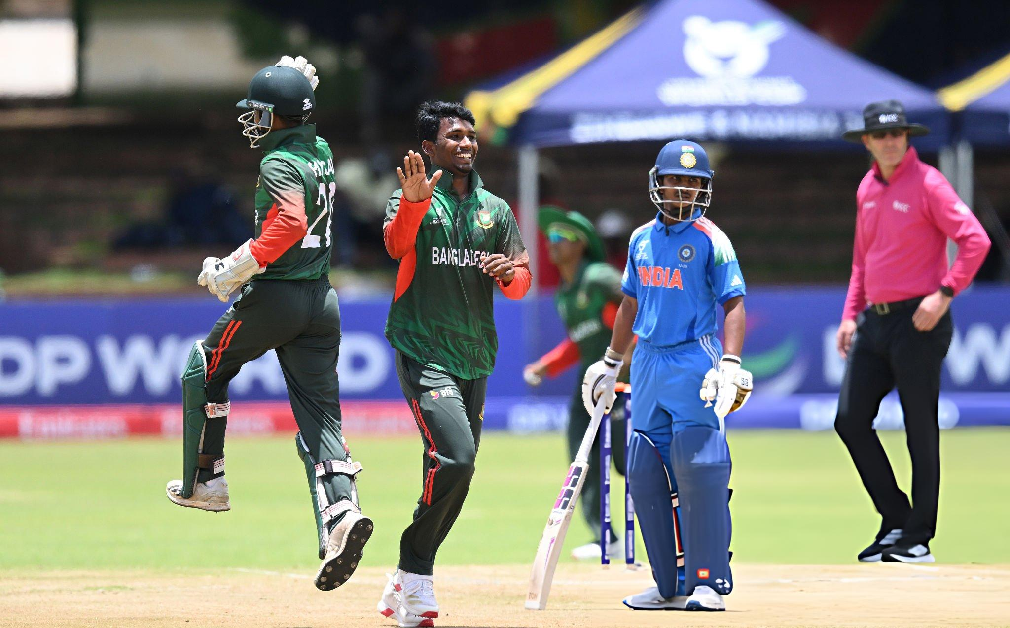 বৃষ্টির কারণে আবারও বন্ধ বাংলাদেশ-ভারত ম্যাচ