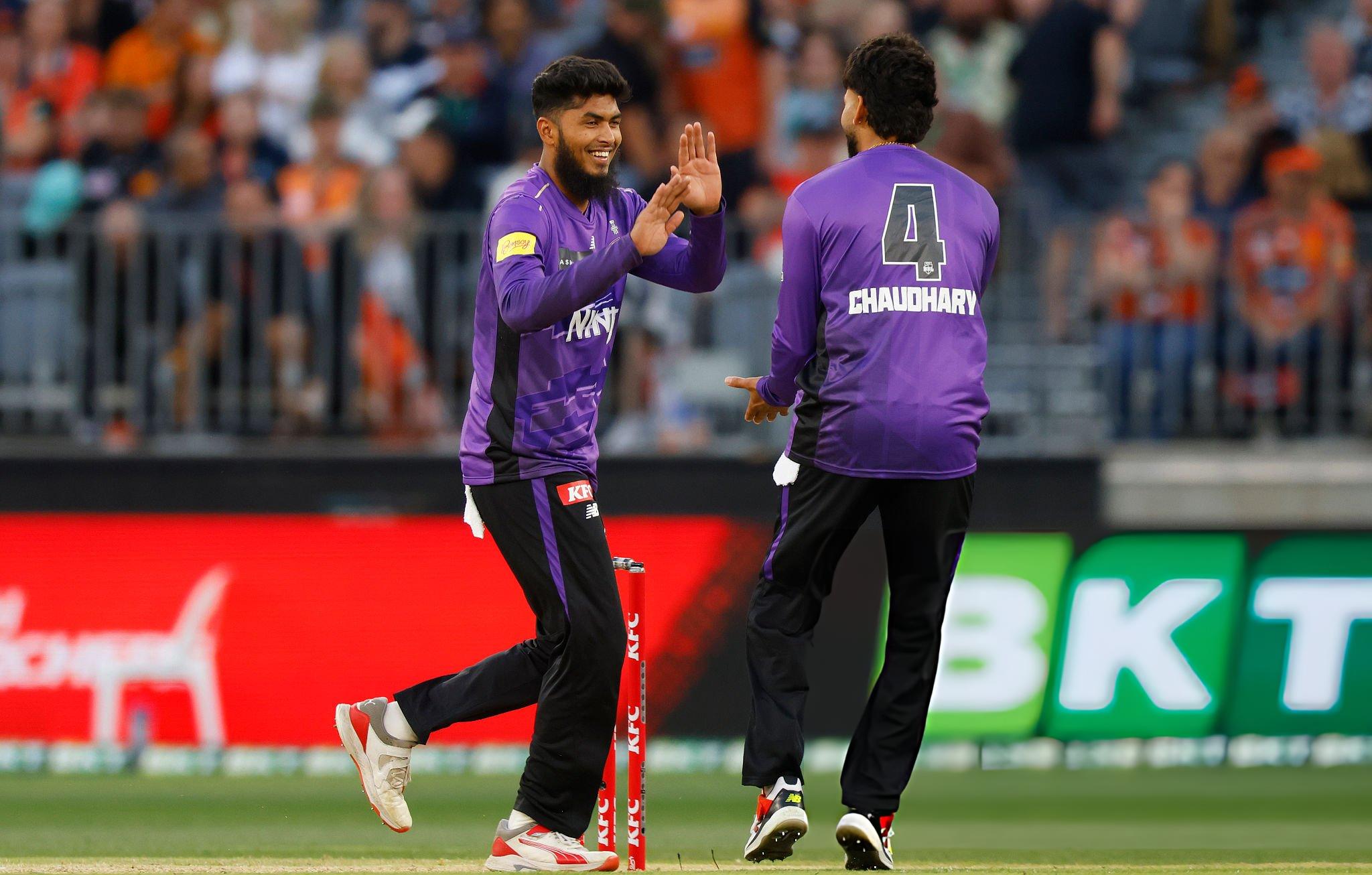 আবারও রিশাদের ঝলক, ১৬০ রানে থামল হিট