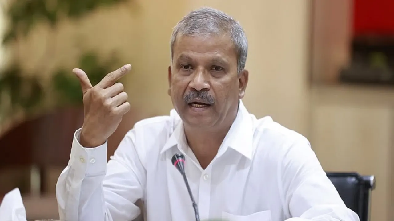 ভারত থেকে ম্যাচ সরাতে বলেছি, কলকাতা থেকে নয়: আসিফ নজরুল