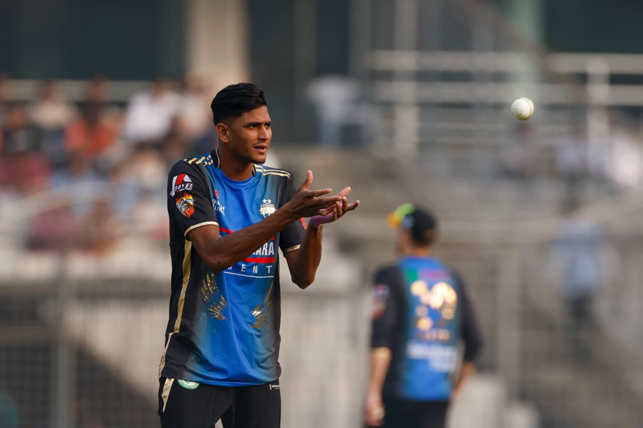 রংপুরের জার্সিতে নাহিদ রানা, রংপুর রাইডার্স