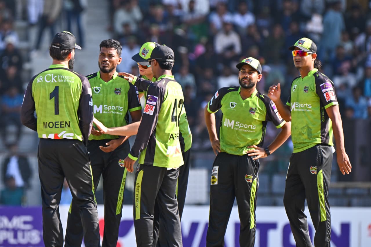 রংপুরের হ্যাটট্রিক হার, প্লে-অফের খুব কাছে সিলেট