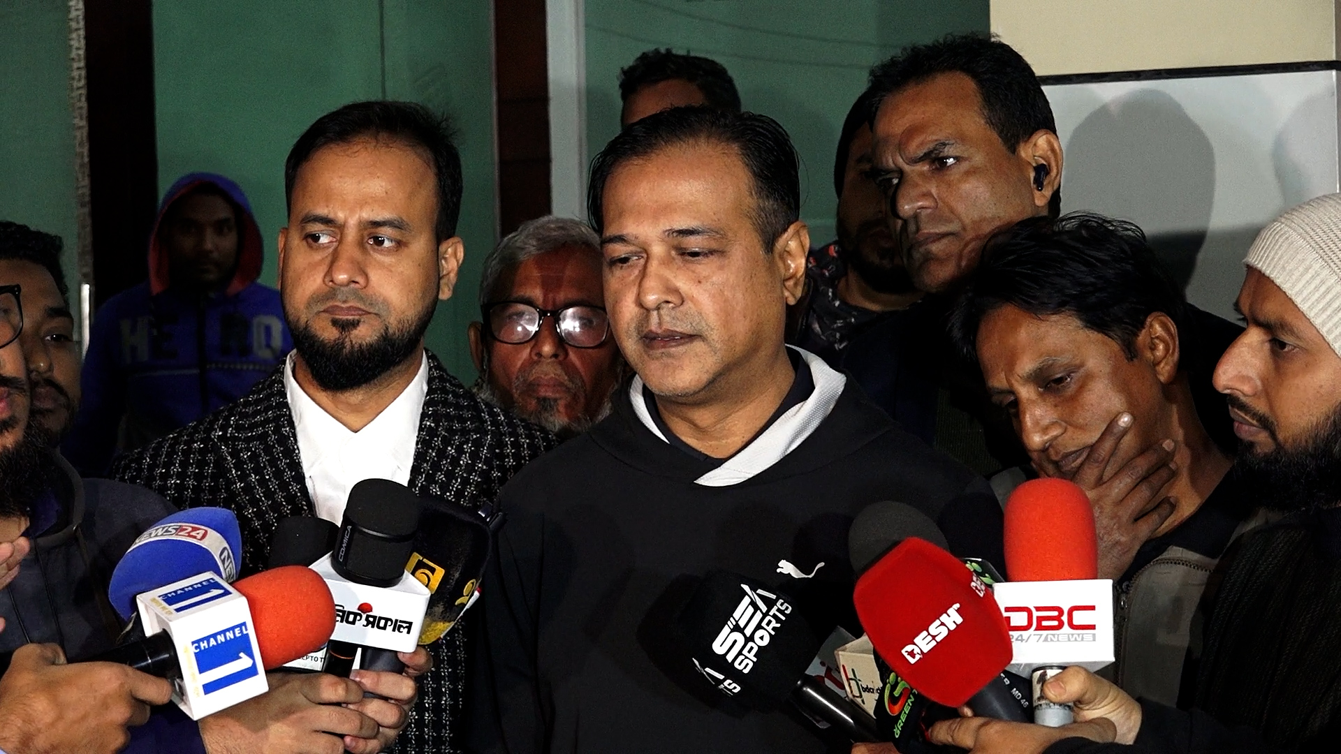 আসিফ আকবর, ক্রিকফ্রেঞ্জি