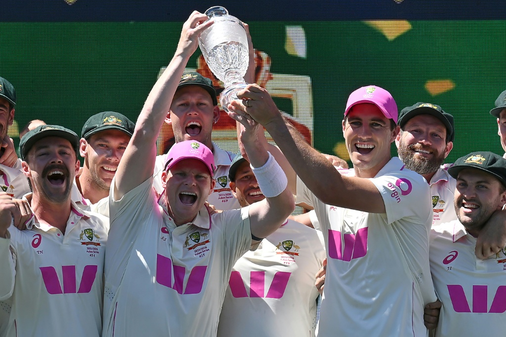 Australia win final Test to seal 4-1 Ashes triumph over England