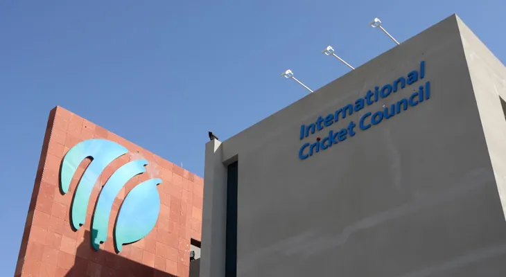 ঢাকায় আসছেন আইসিসির দুই কর্মকর্তা, বৈঠকে থাকবে সরকারের প্রতিনিধিও