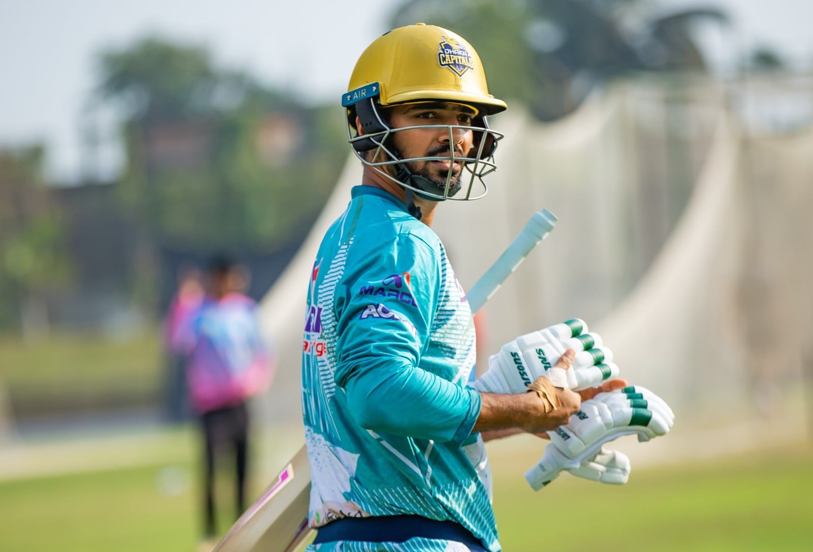 ‘অসম্মানজনক’ আচরণে ক্ষুব্ধ সাইফ