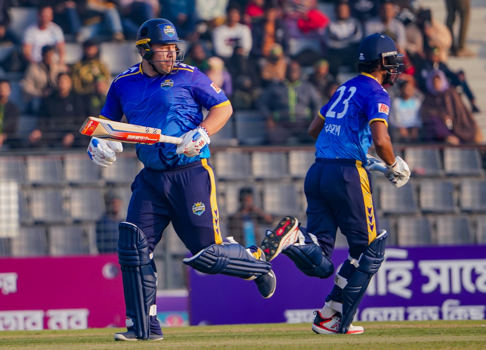 Rossington–Naim lead Chattogram to a 10-wicket win