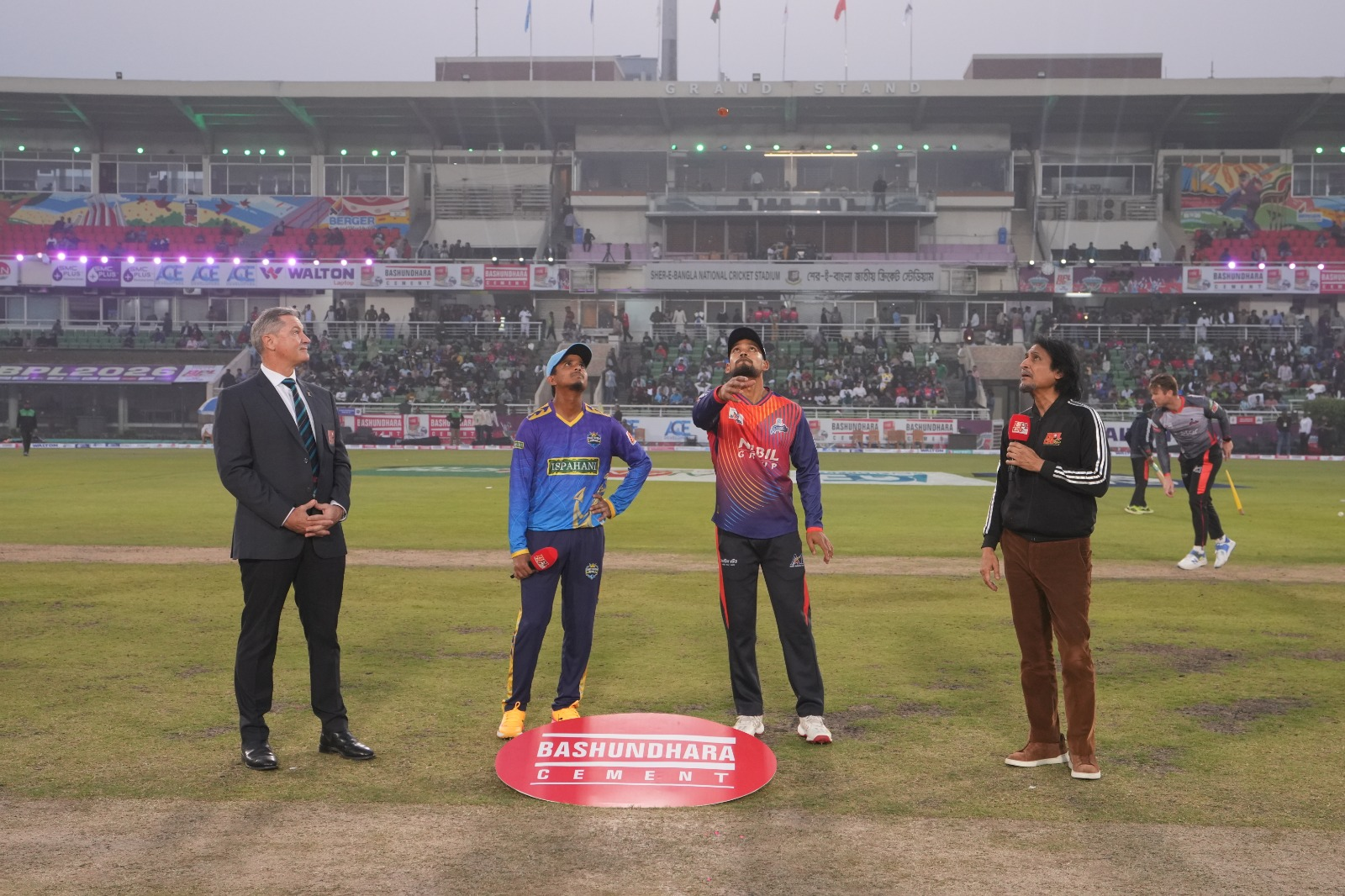 টস হেরে ব্যাটিংয়ে রাজশাহী