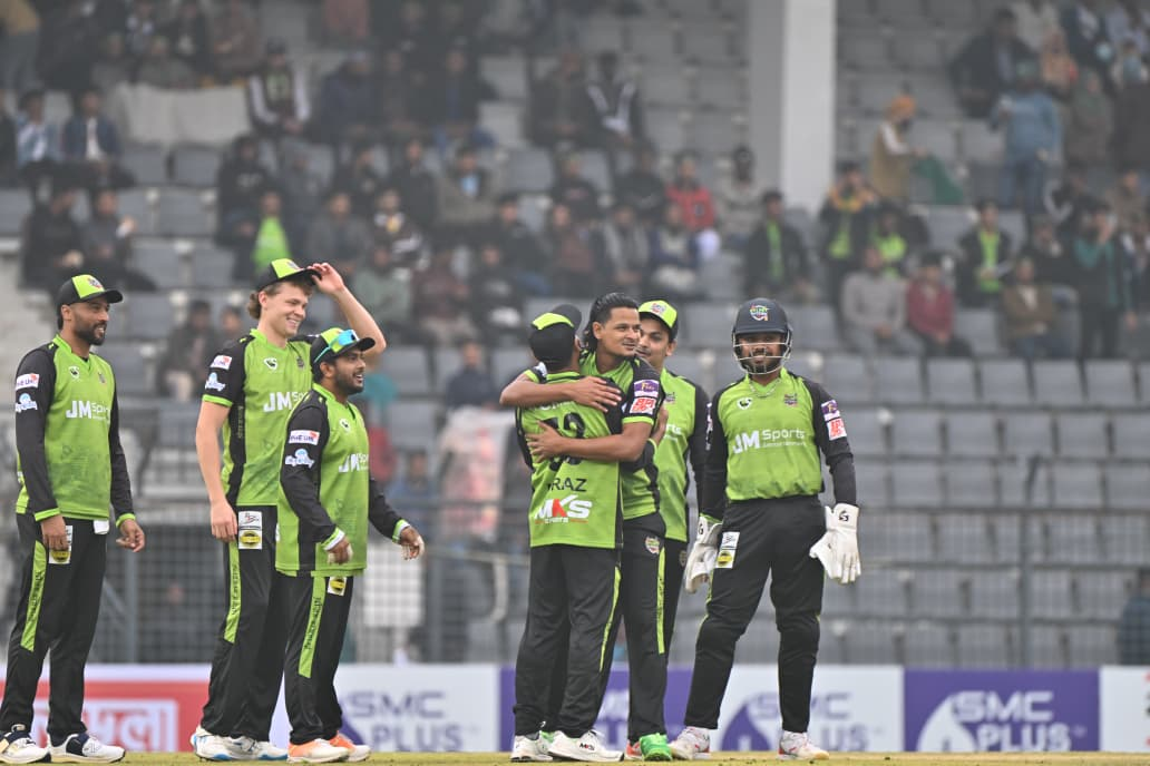নাসুমের ৫ উইকেটে সিলেটের জয়, হেরেই চলেছে নোয়াখালী