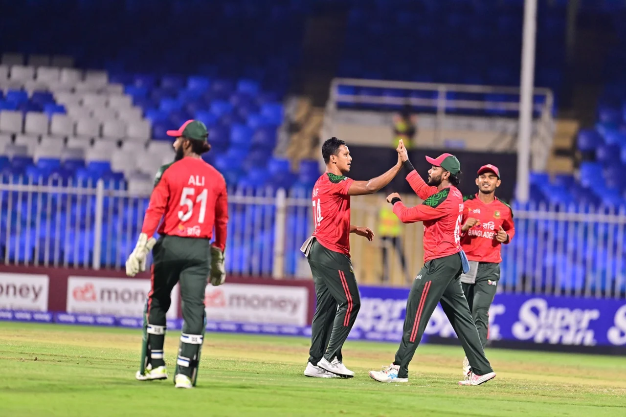 Bangladesh opt to bowl against Afghanistan