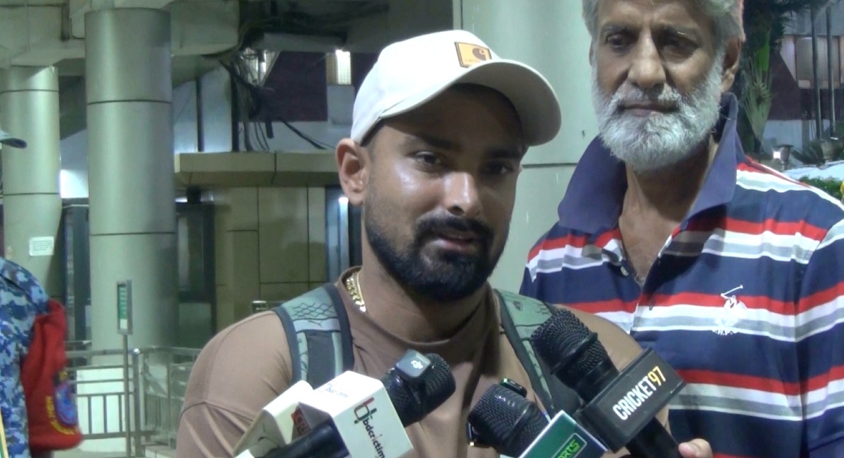 Litton Das returns home after sustaining an injury