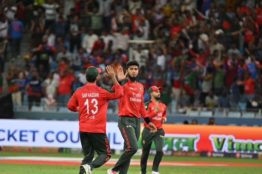 পন্টিং অন্যতম প্রিয় খেলোয়াড়, তার কোচিংয়ে খেলার অপেক্ষা করছি: রিশাদ
