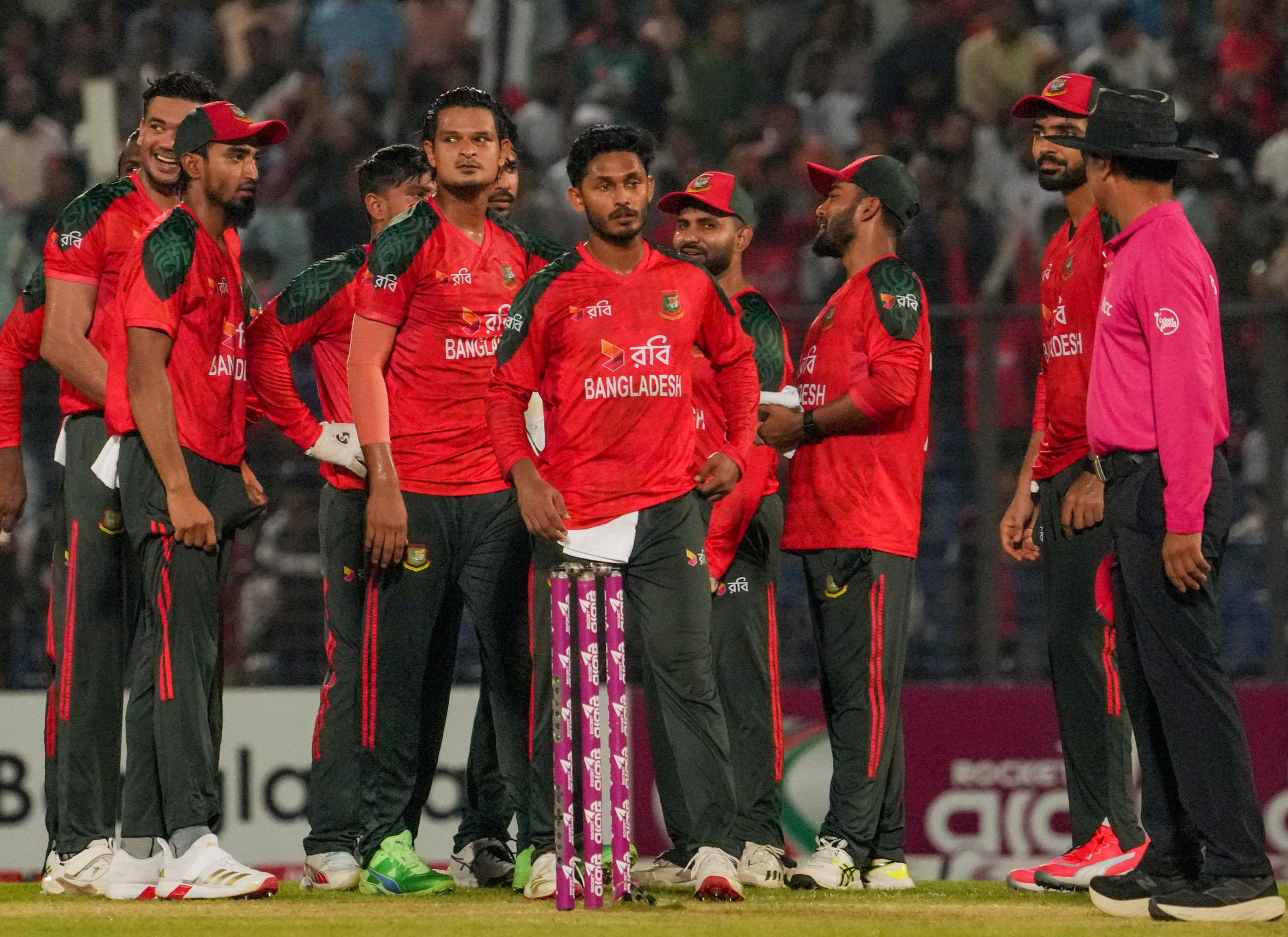 শেষ টি-টোয়েন্টির জন্য বাংলাদেশের স্কোয়াড ঘোষণা শেষ টি-টোয়েন্টির জন্য বাংলাদেশের স্কোয়াড ঘোষণা