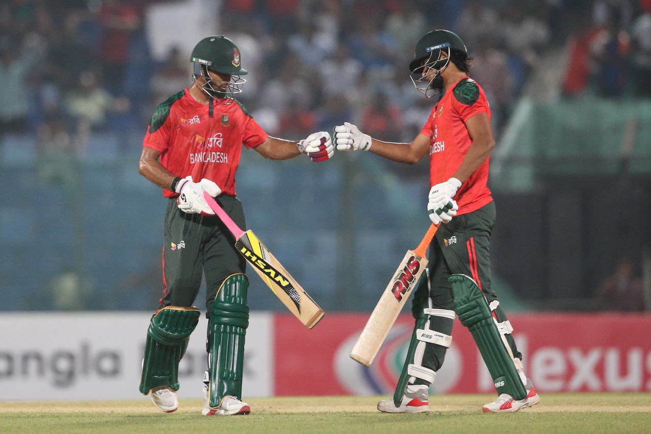 সালাহউদ্দিন স্যার আমার ব্যাটিংয়ে বেশি আত্মবিশ্বাস রাখে: সাকিব