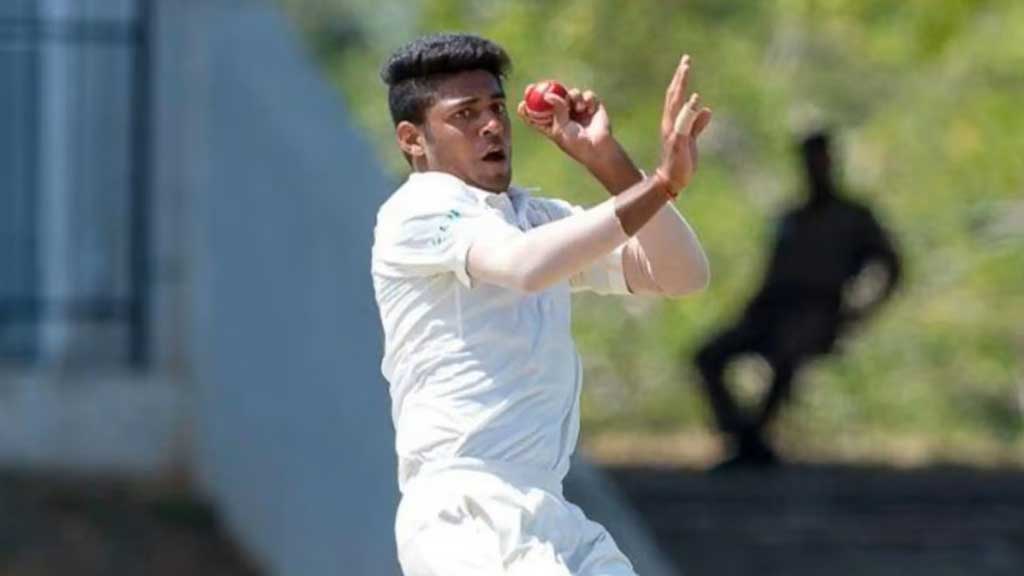 একই ইনিংসে ভারতের ২ বোলারের হ্যাটট্রিক