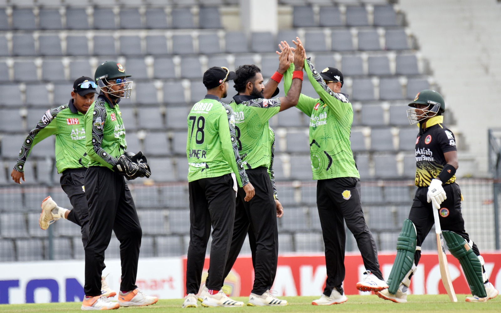 আবু হাসিমের হ্যাটট্রিকের পরও রাজশাহীর বিপক্ষে হারল রংপুর