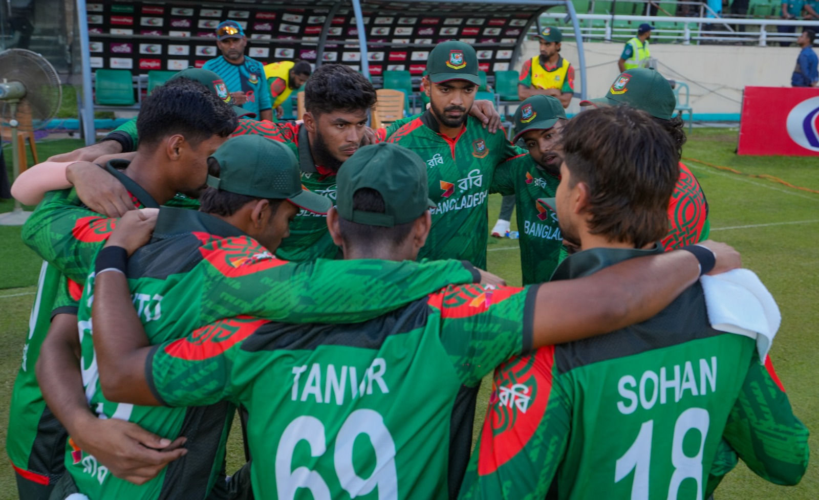 Bangladesh cricketers to wear black armbands today against WI