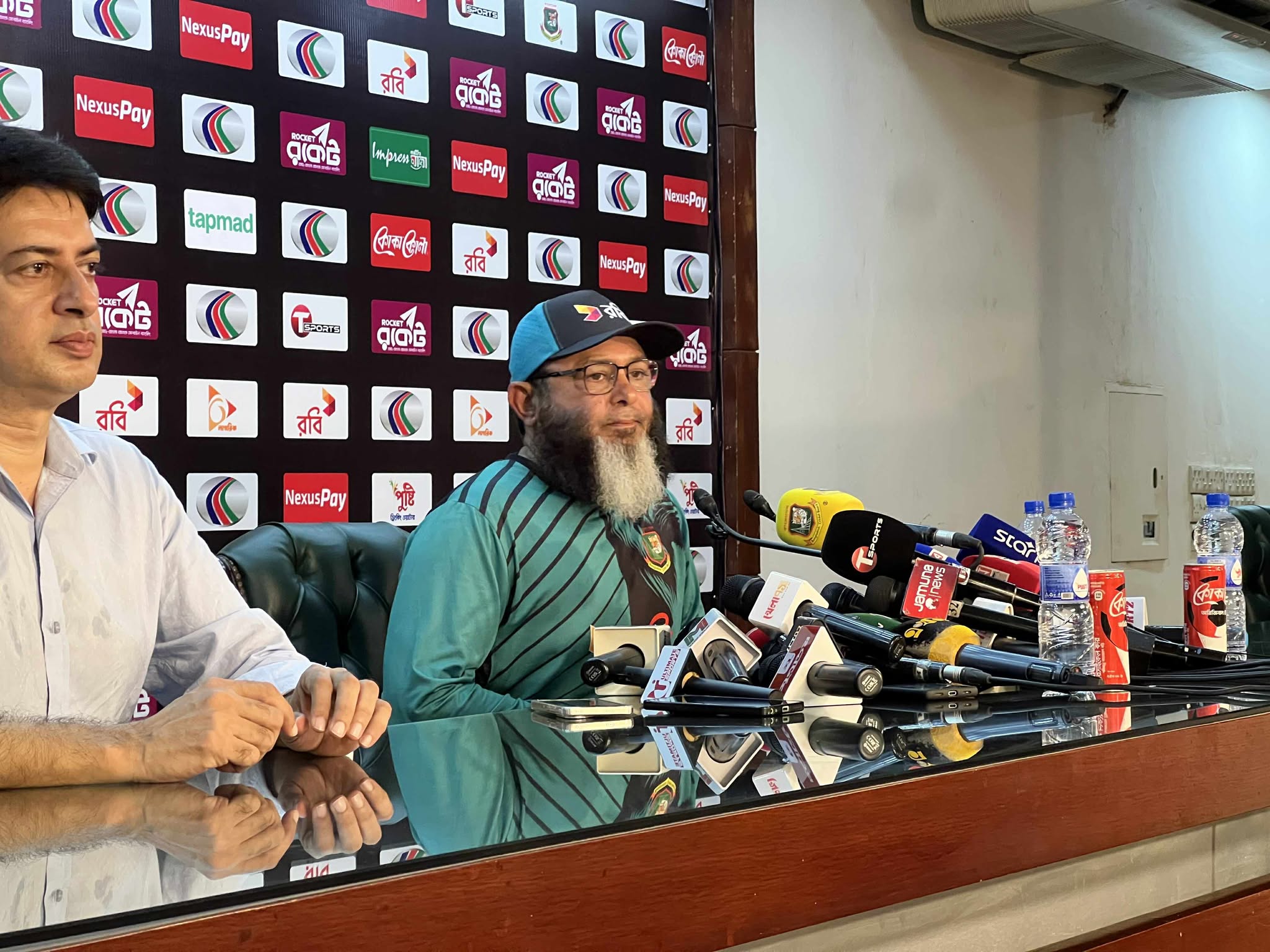 শতভাগ আশাবাদী রিশাদ টেস্ট খেলবে, সে মারাত্মক বোলার হবে: মুশতাক