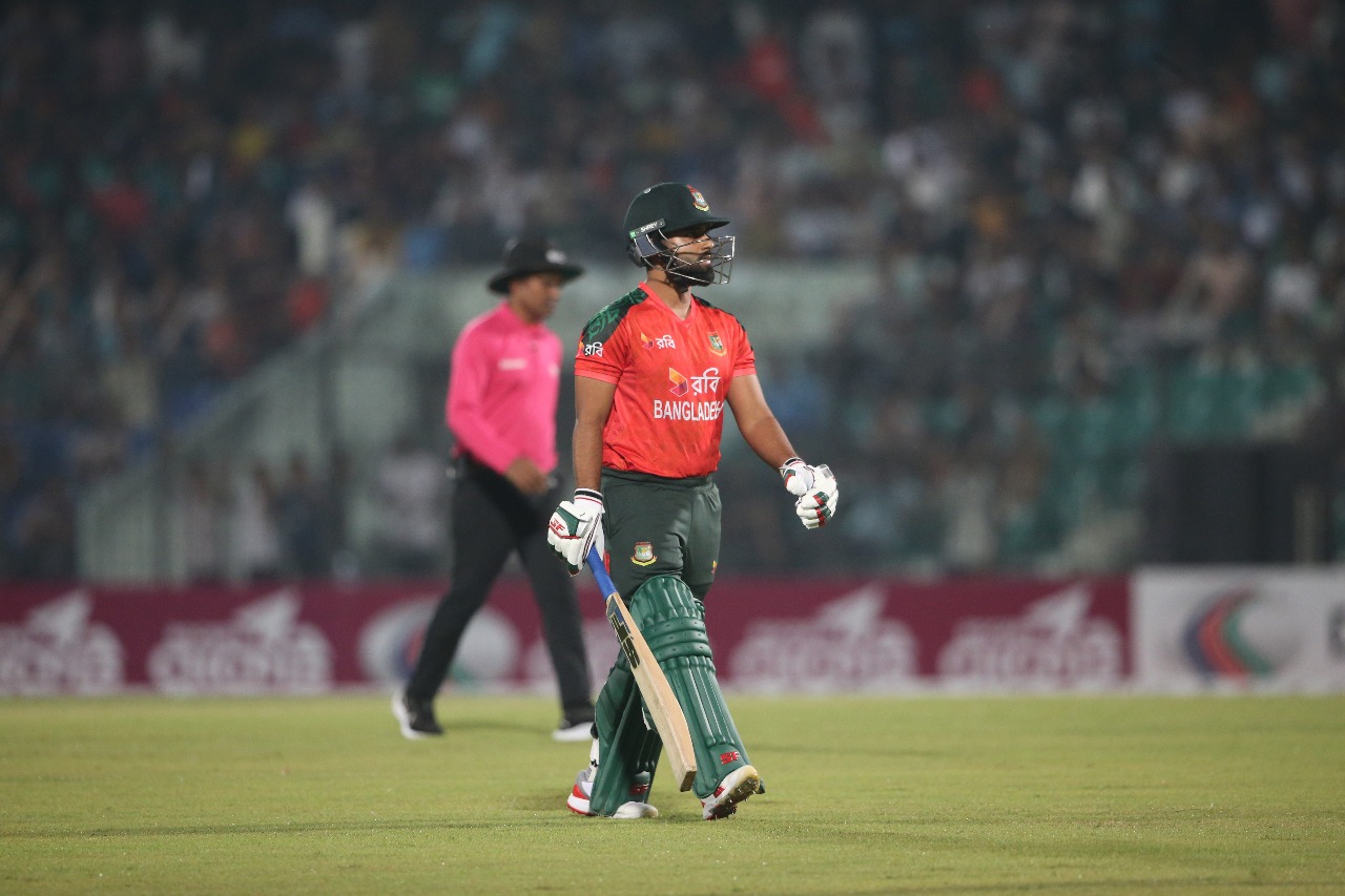 Litton heavily criticises Shamim’s batting approach in a crucial moment