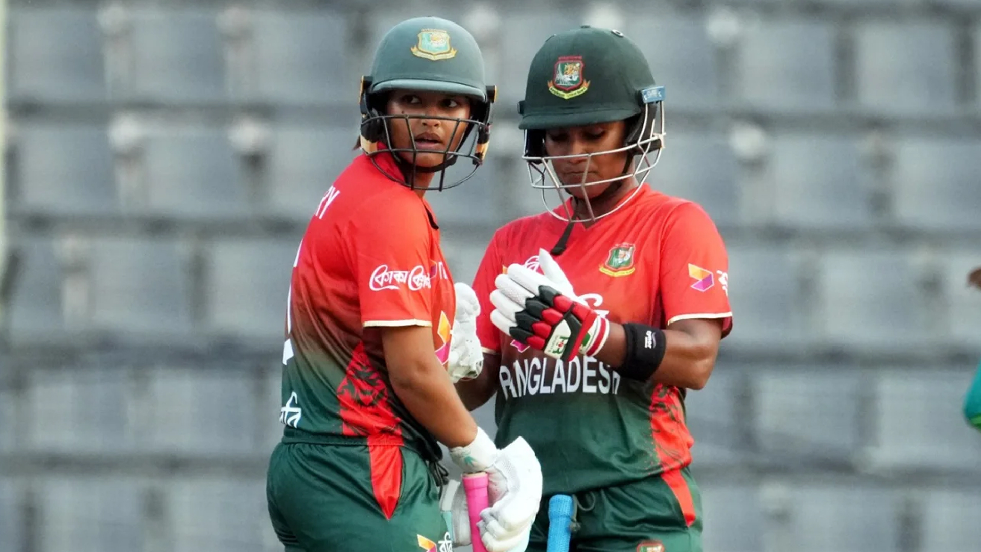 বিশ্বকাপে আলো ছড়িয়ে এগোলেন সোবহানা, পেছালেন জ্যোতি বিশ্বকাপে আলো ছড়িয়ে এগোলেন সোবহানা, পেছালেন জ্যোতি