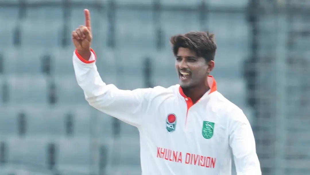 মেহেদীর দাপটে জিতল খুলনা, শফিকুলের নৈপুণ্যে শেষ হাসি রাজশাহীর