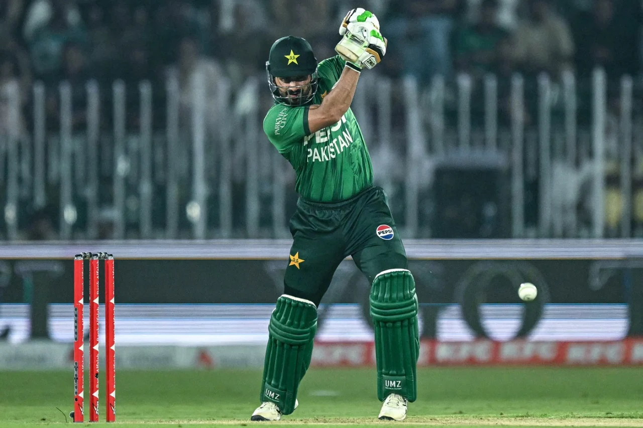 Farhan, Sadaqat star as Pakistan beat Sri Lanka in T20I opener