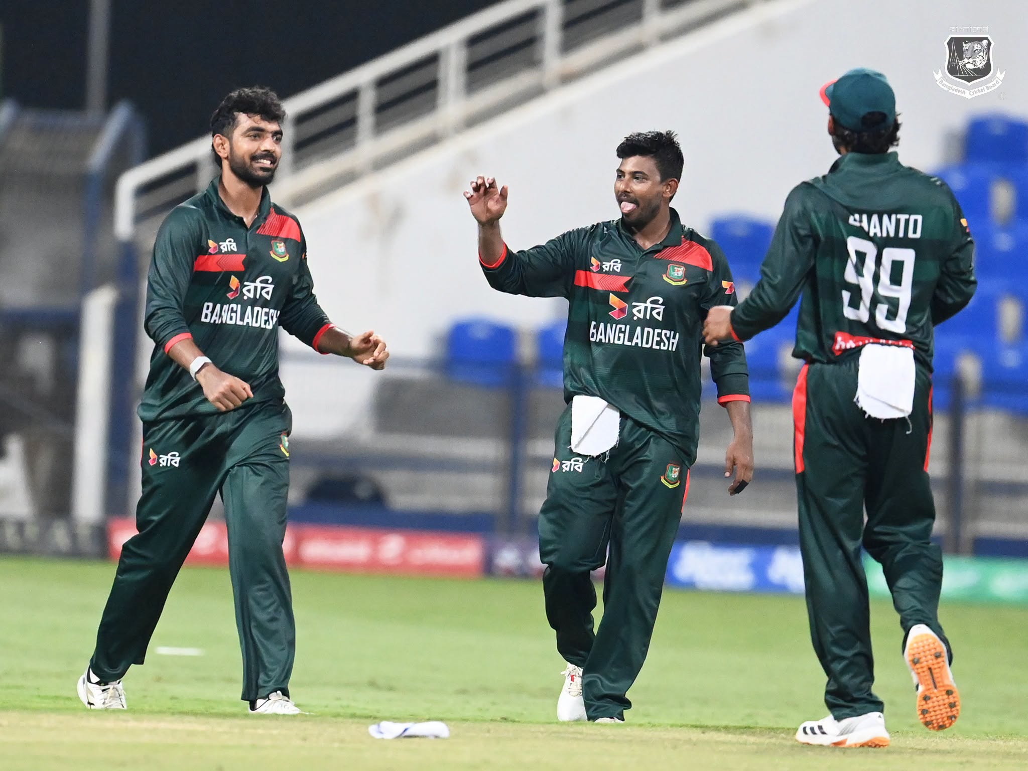 বাংলাদেশকে জরিমানা করল আইসিসি