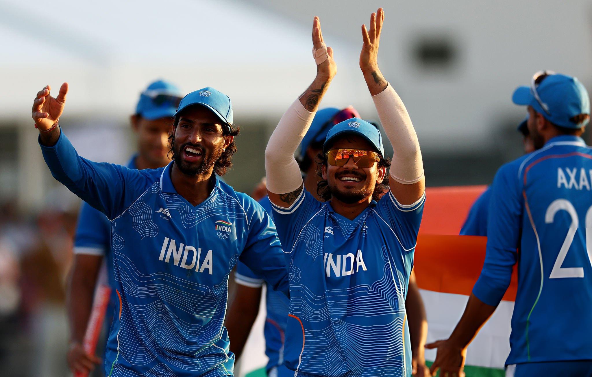 পাকিস্তানকে হারানোর পর ভারতীয় দল