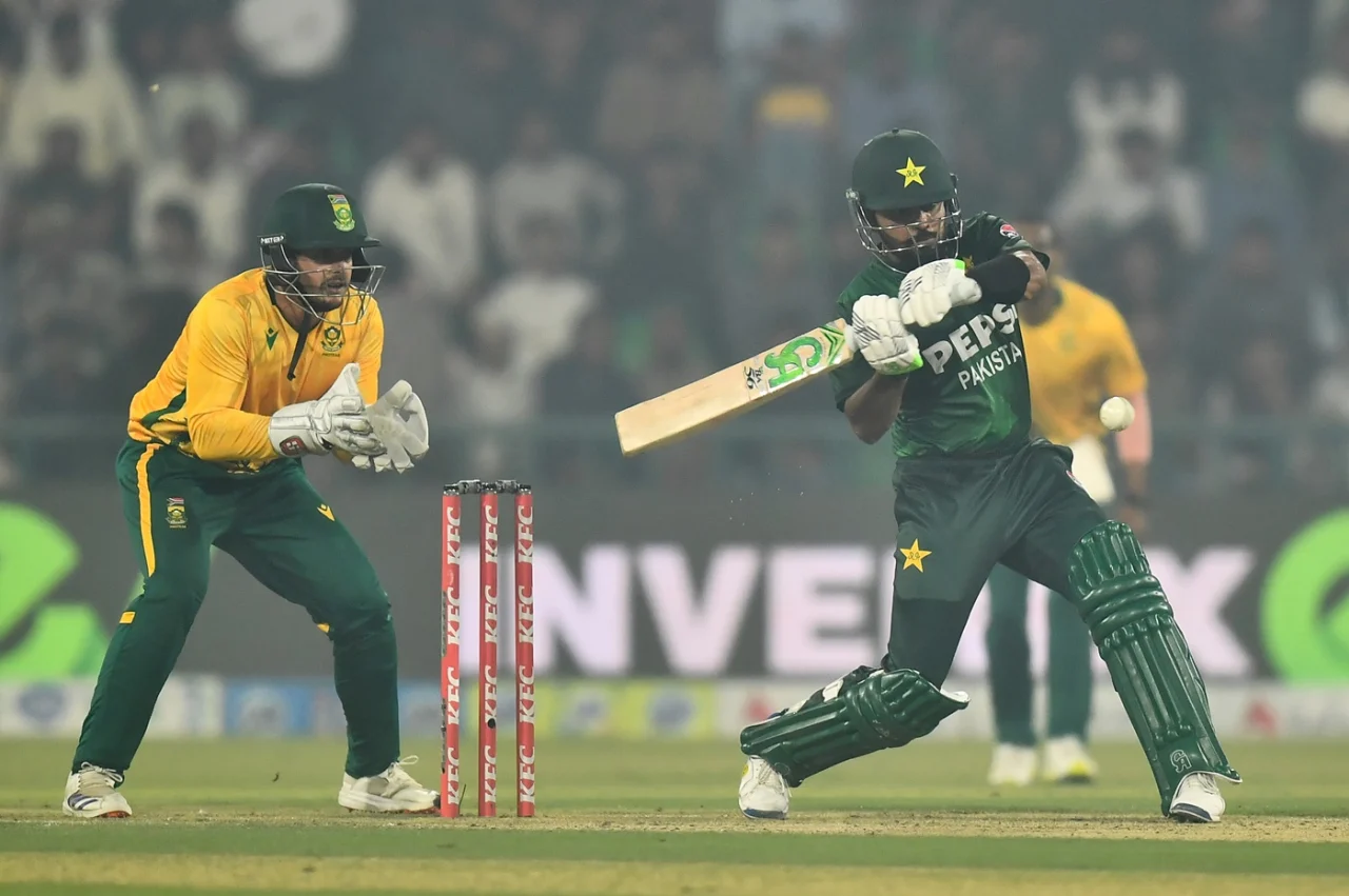 Babar leads Pakistan to clinch T20I series against SA