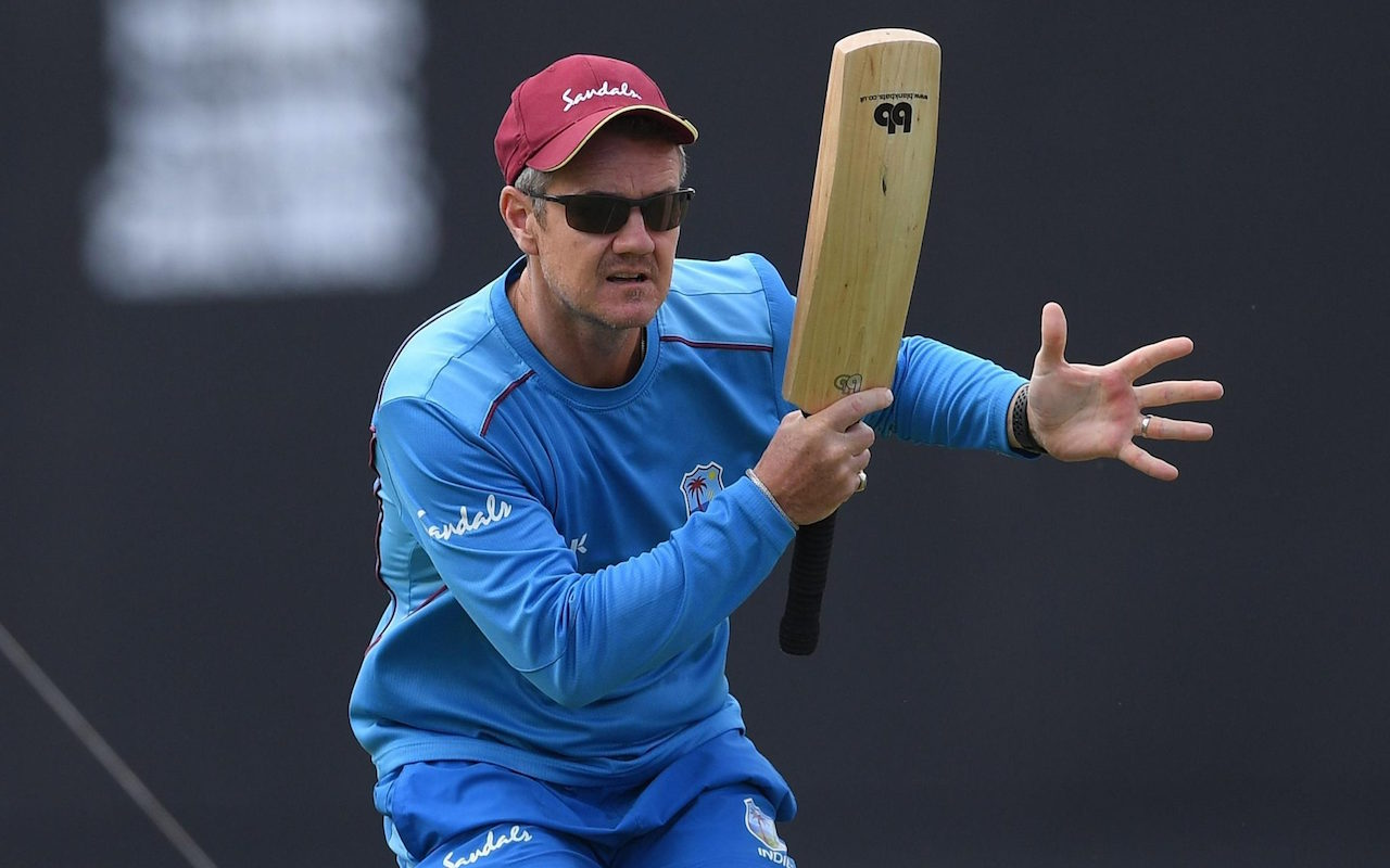 ঢাকার প্রধান কোচ রেডফোর্ড