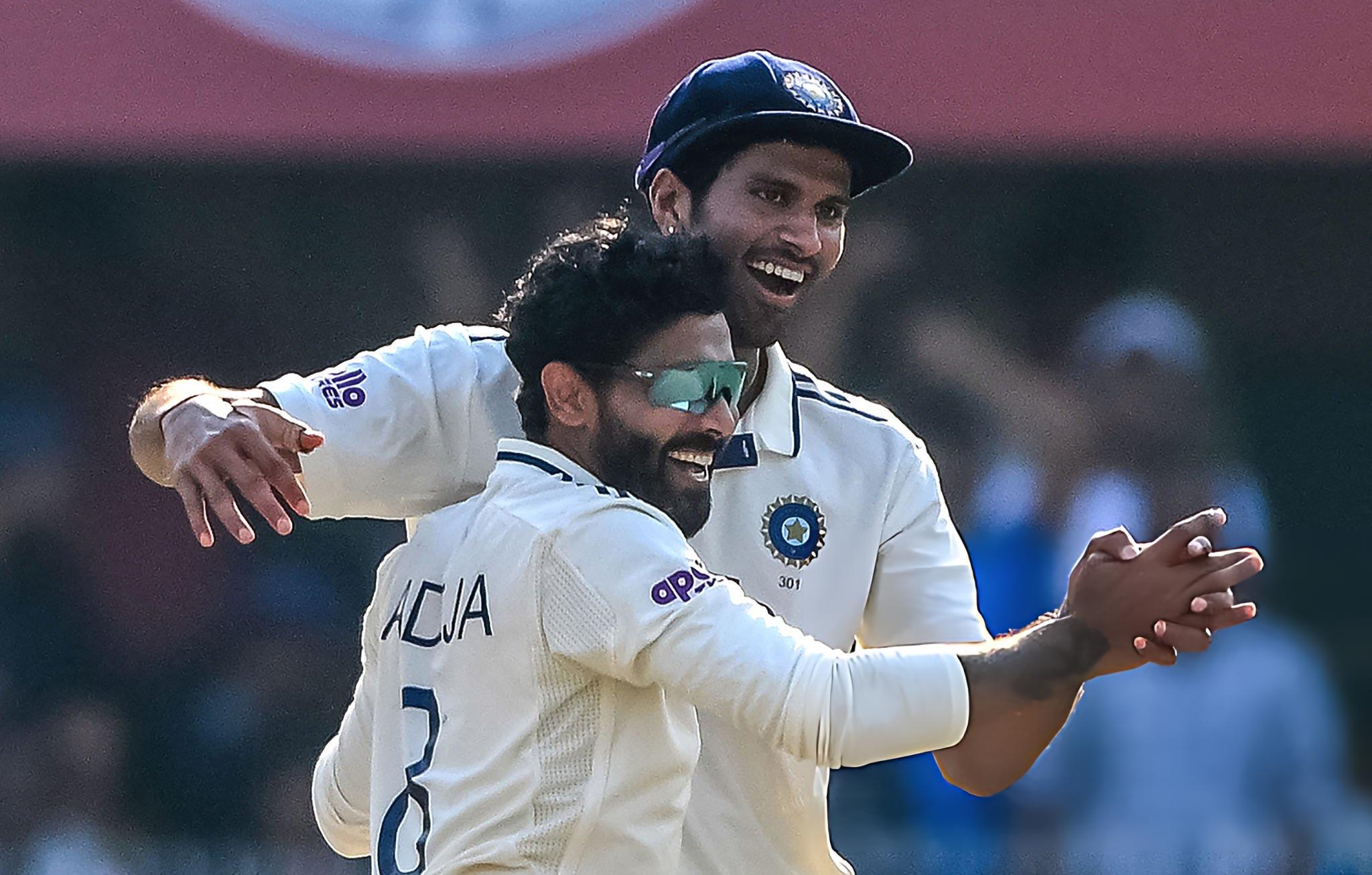 শেষ বিকেলে সাউথ আফ্রিকার দিন কেড়ে নিল ভারত