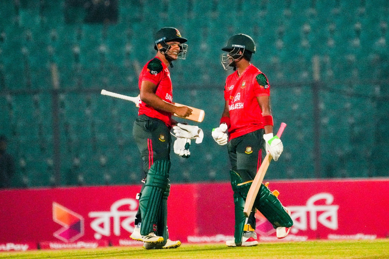 সাইফউদ্দিন অফ-অন থাকে, যে ইনিংসটি খেলেছে এটা ‘আউটস্ট্যান্ডিং’: মেহেদী