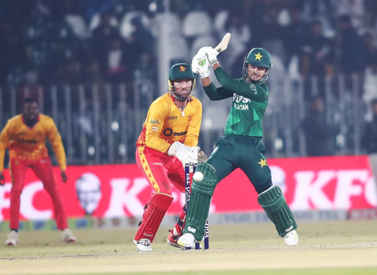 Pakistan kick off tri-series with win over Zimbabwe
