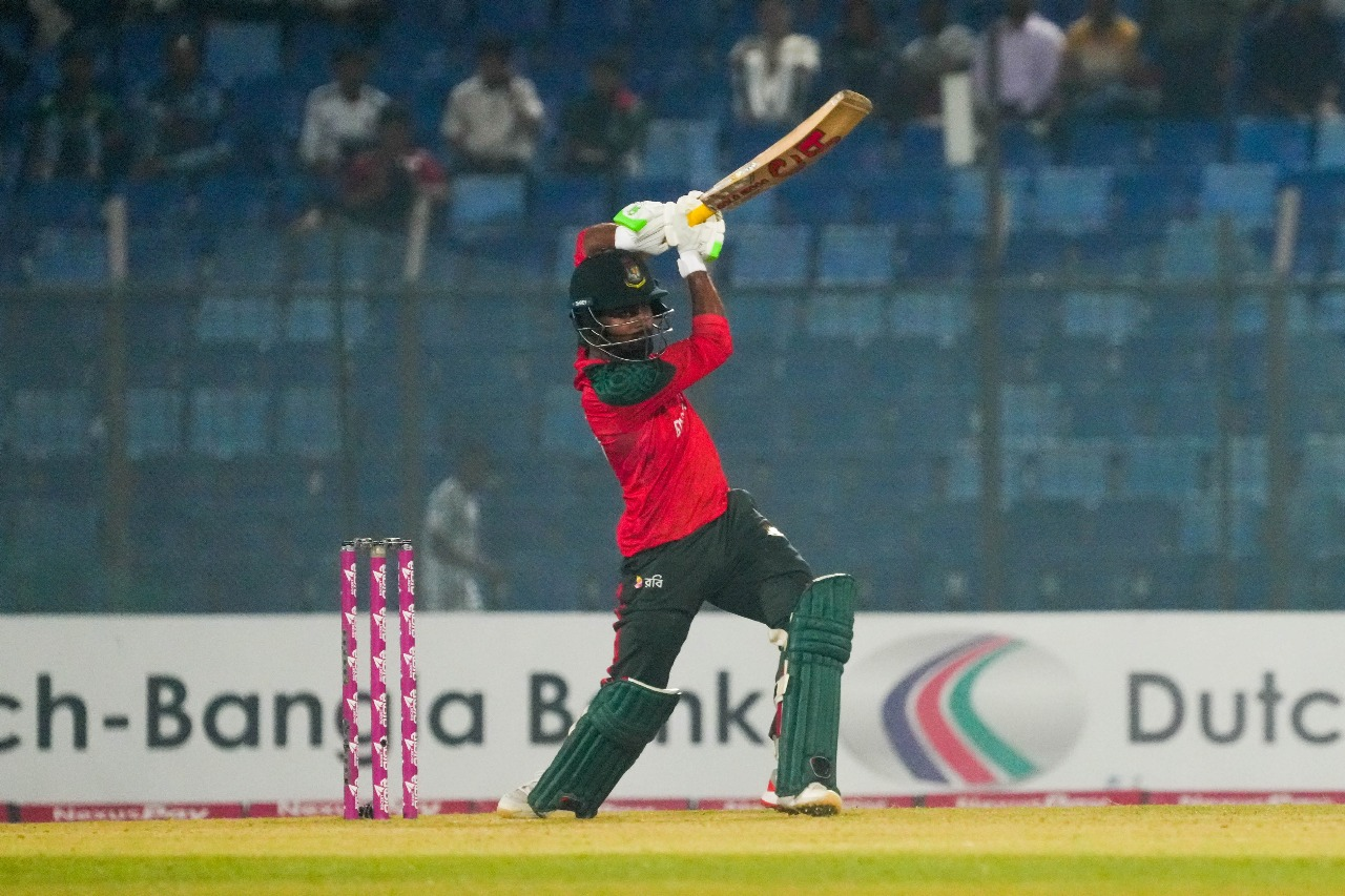 Hridoy’s heroics go in vain as Ireland beat Bangladesh by 39 runs