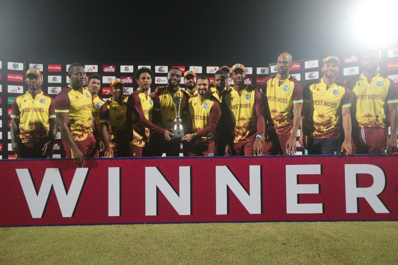 দুই দলের পার্থক্য জুটিতেই: চেজ দুই দলের পার্থক্য জুটিতেই: চেজ