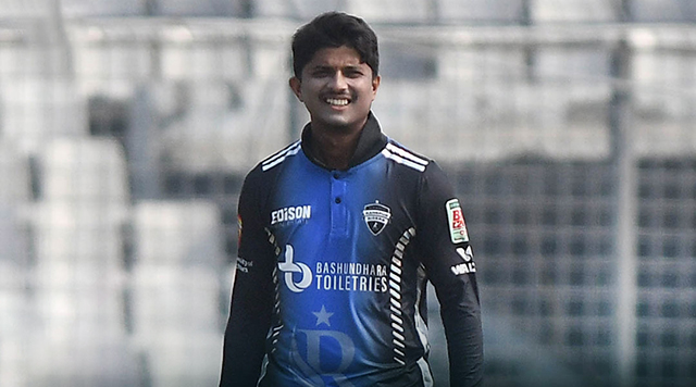 বিপিএলে চট্টগ্রাম রয়্যালসের হয়ে খেলবেন শেখ মেহেদী