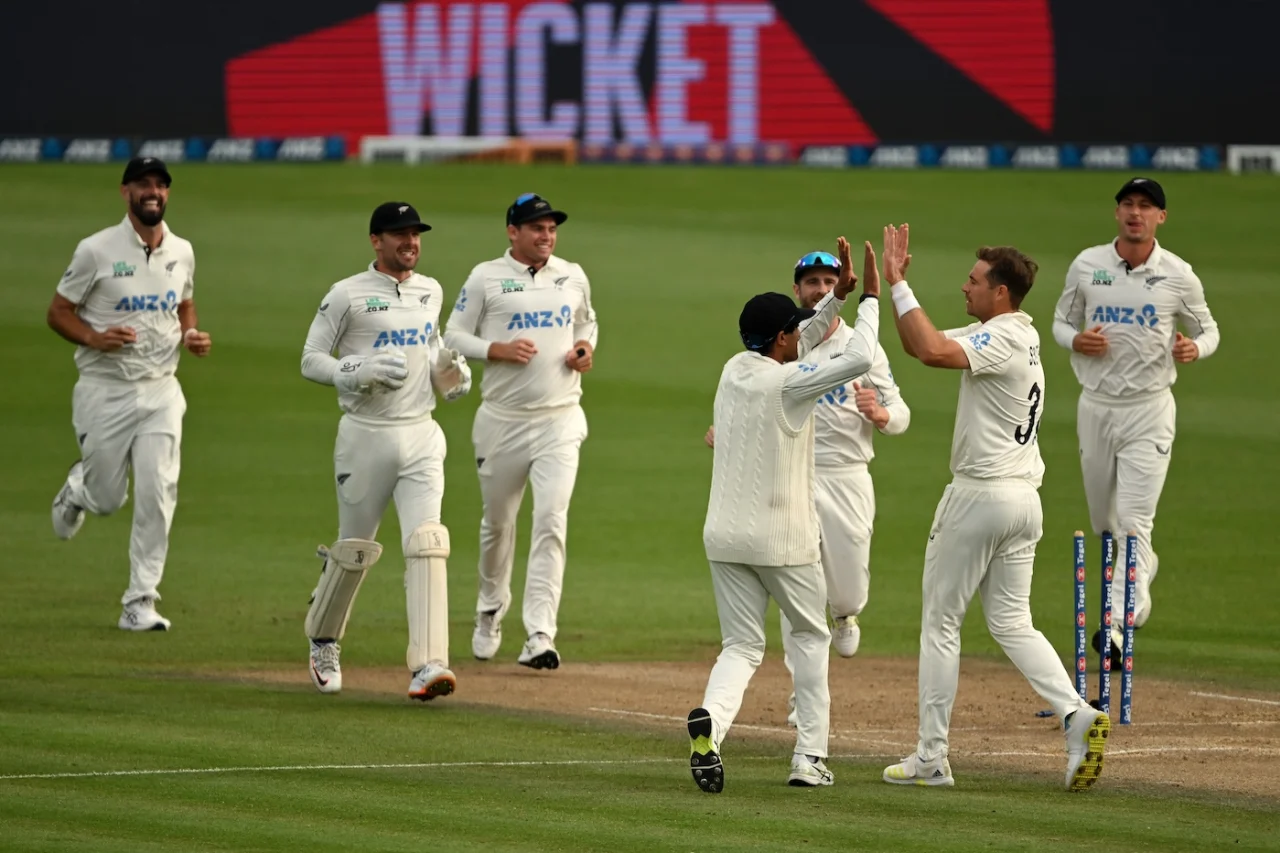 Tim Southee was the first to strike in the chase