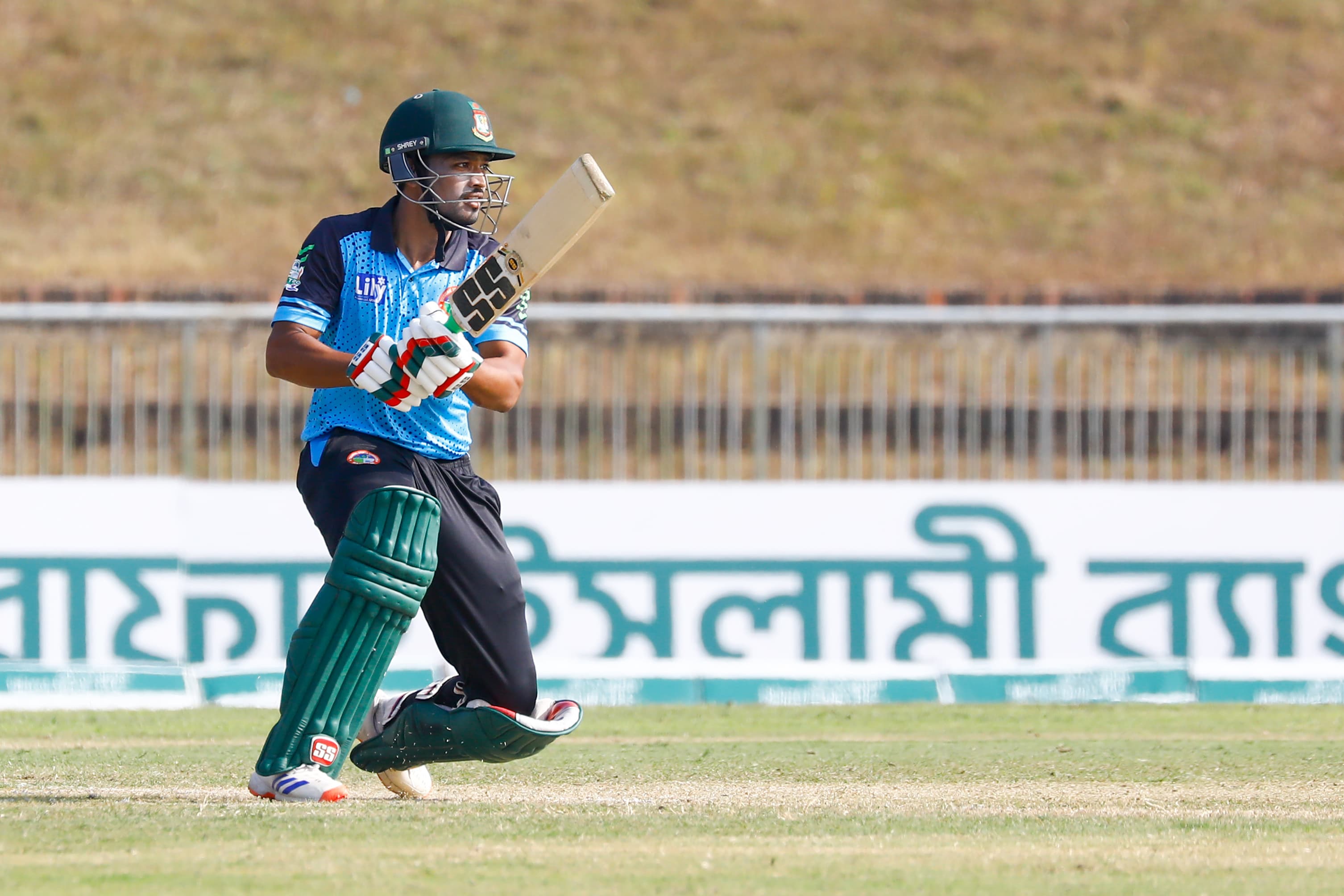 Najmul Hossain Shanto in action, Cricfrenzy