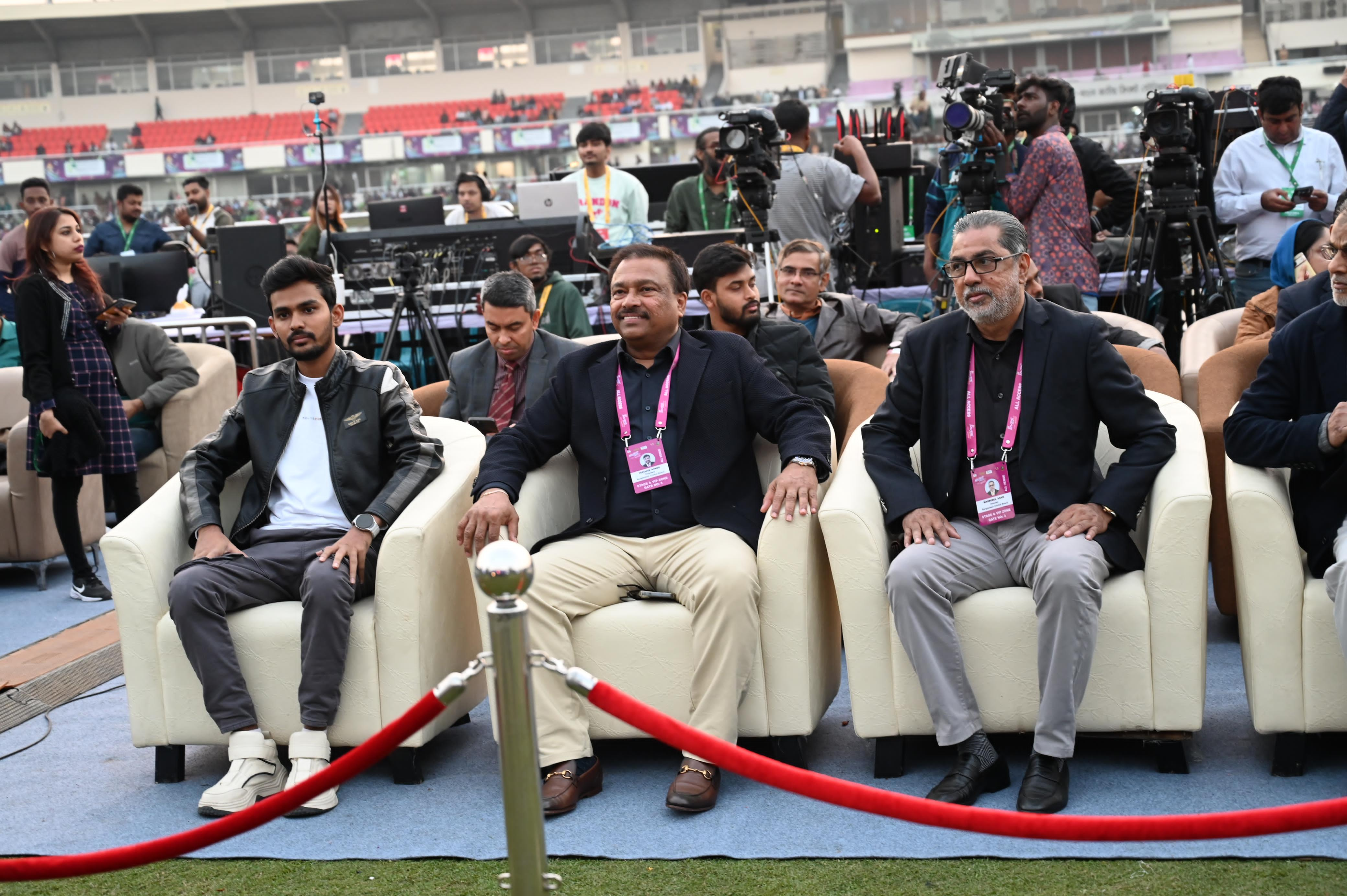 Youth and Sports Advisor Asif Mahmud and BCB president Faruque Ahmed, Cricfrenzy