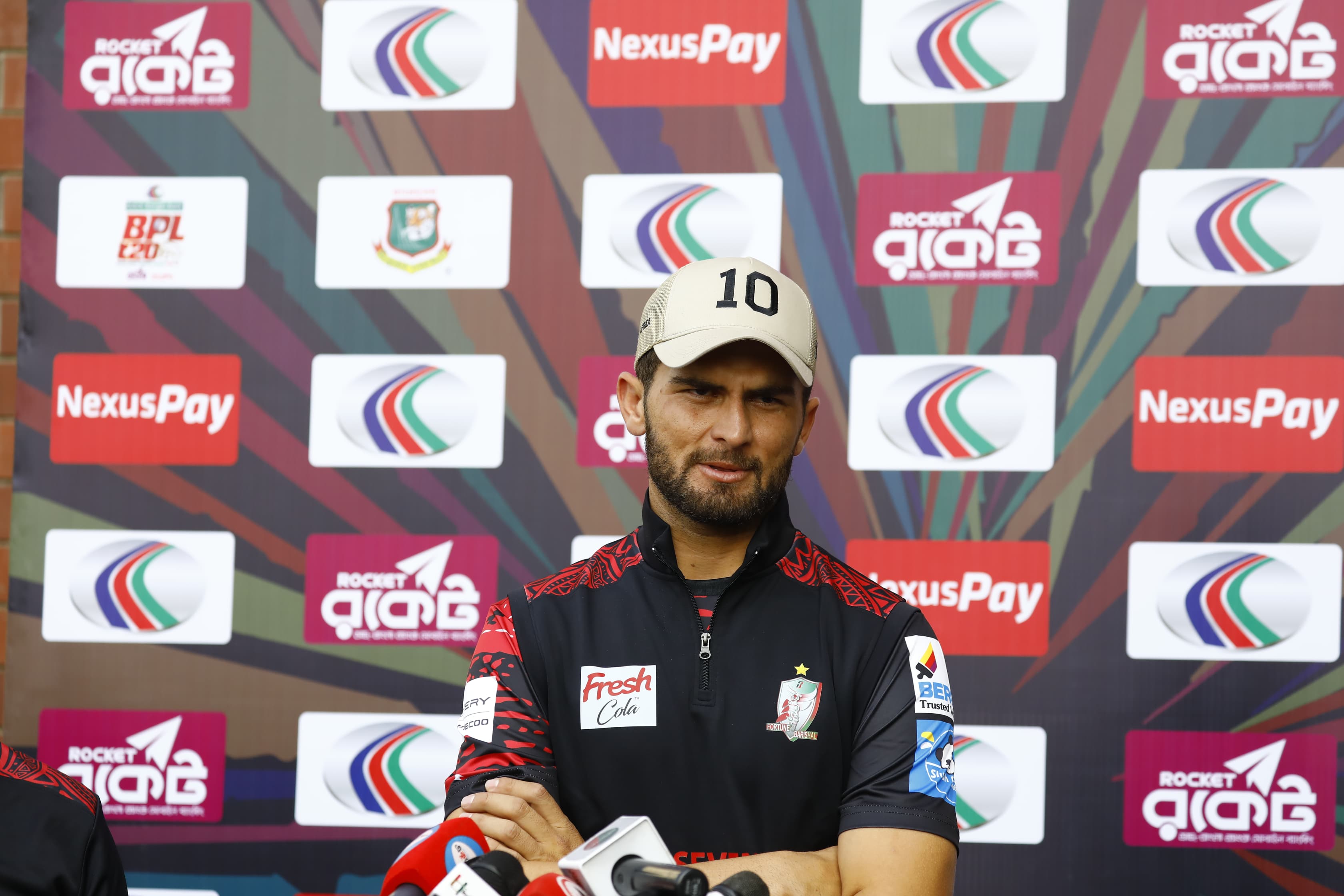 Afridi during press meet in Mirpur, Cricfrenzy