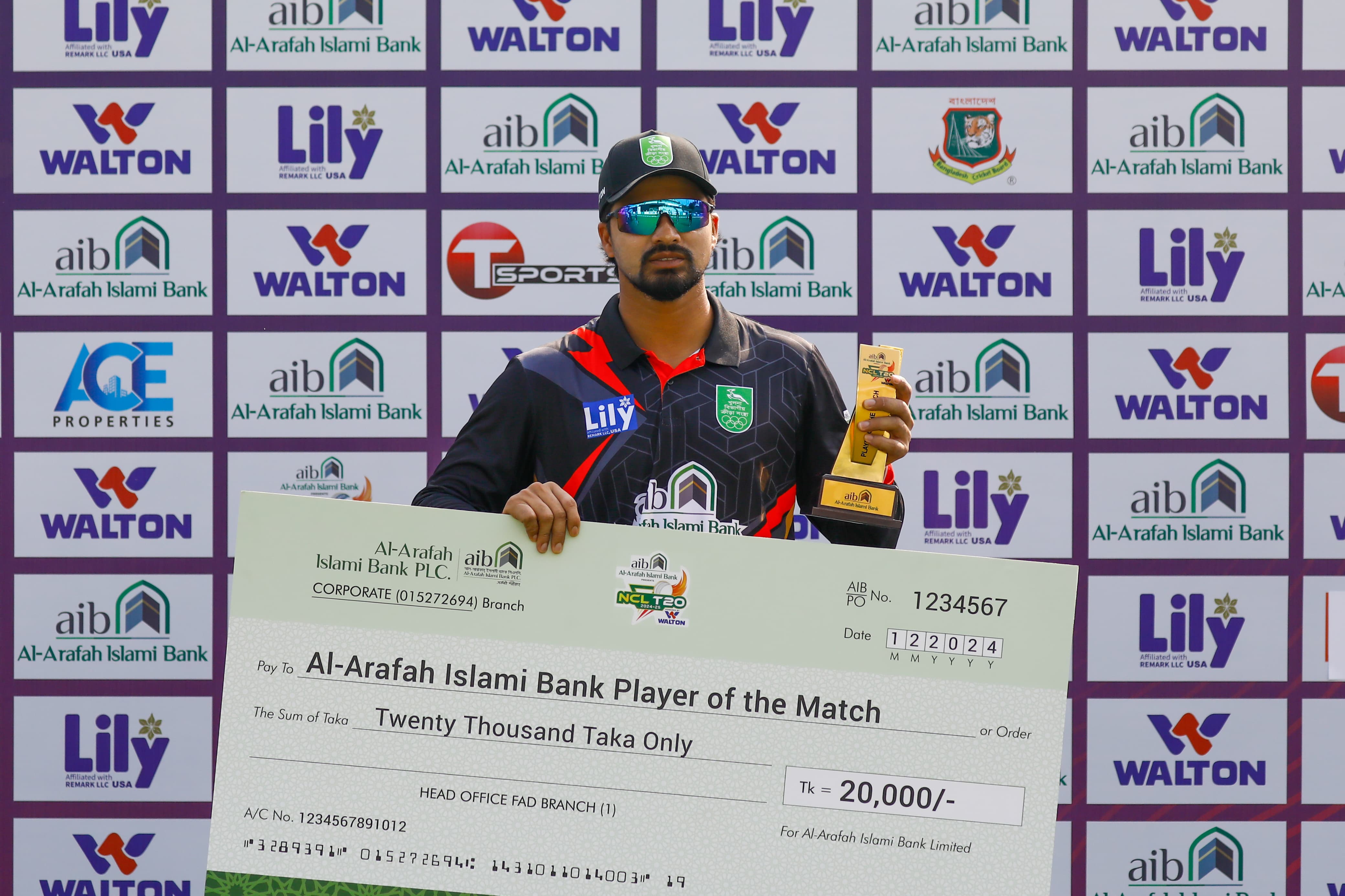 Nurul Hasan Sohan with Man of the Match trophy, Cricrenzy