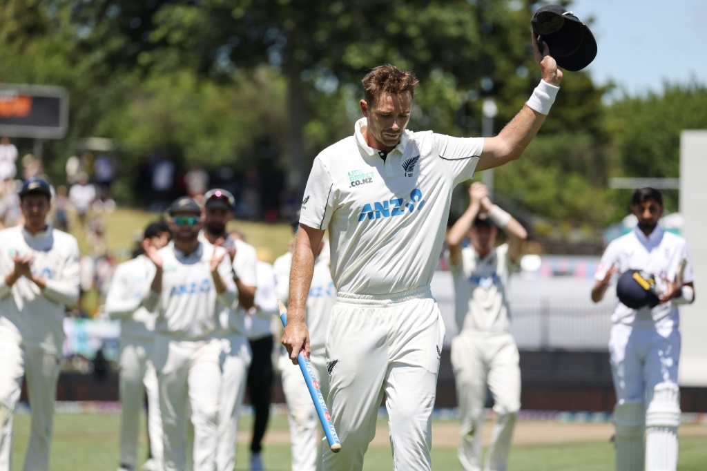 New Zealand’s Tim Southee gestures to the crowd as he leaves the field in his final Test, AFP