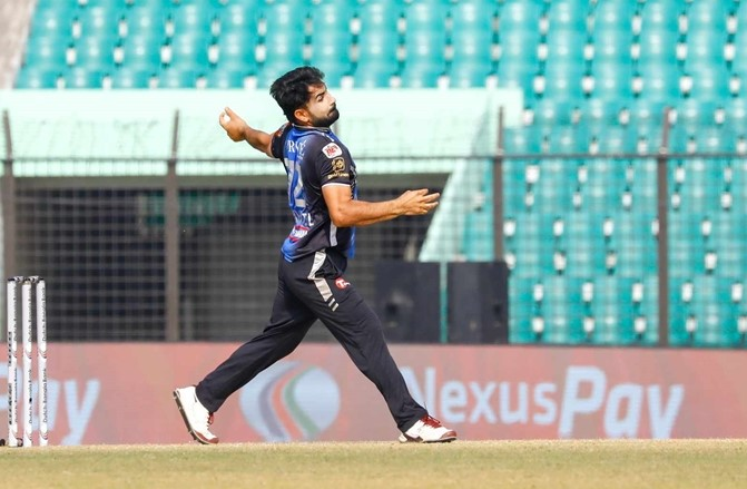 রংপুরে বিদেশি তারকা ক্রিকেটারের মেলা